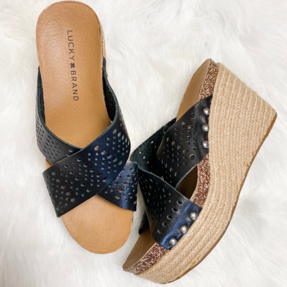 Lucky Brand wedges - Picture 2 of 8